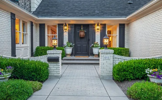 Why replace windows They improve your home's curb appeal.