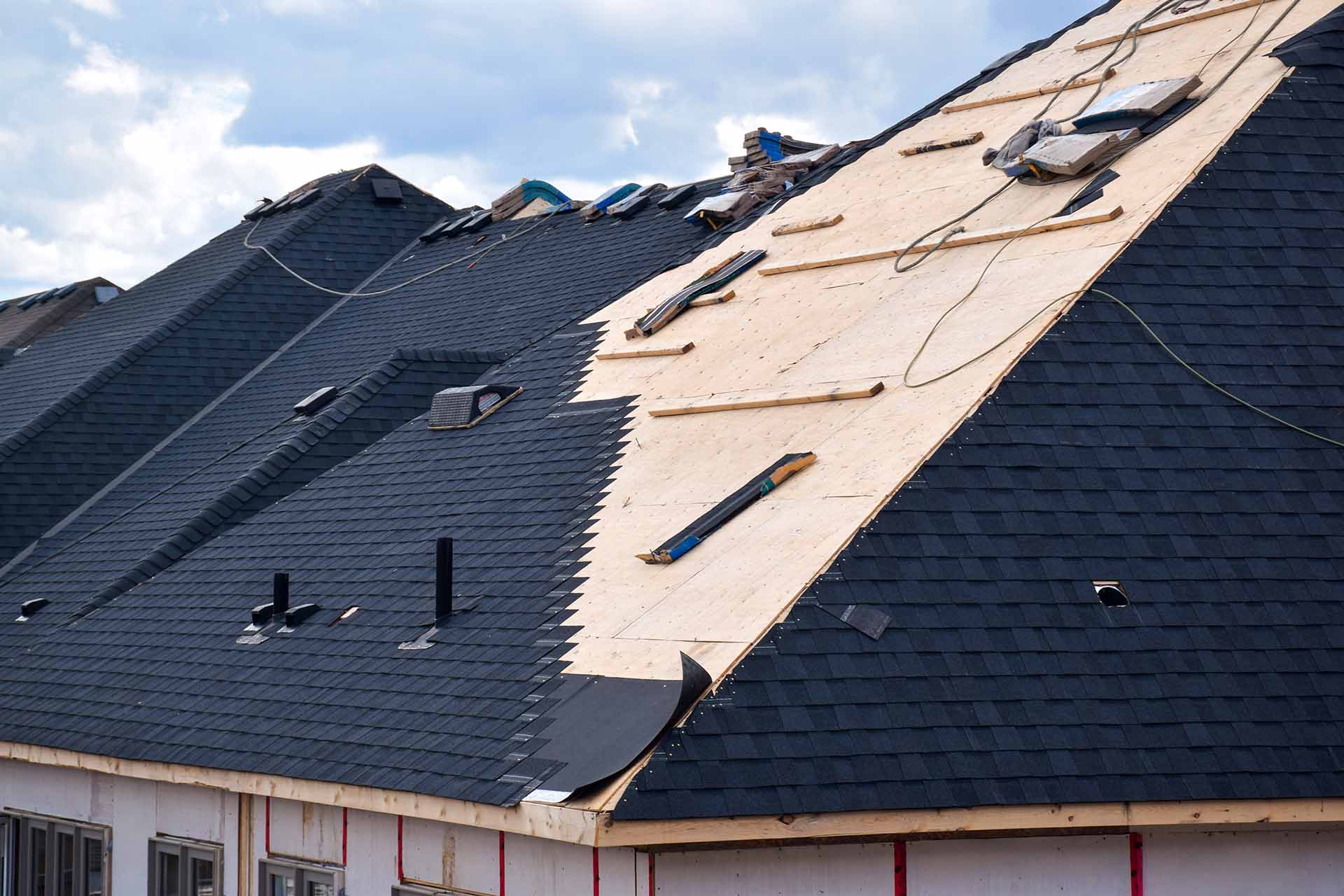 3 Ways a New Roof Installation Can Save You Money