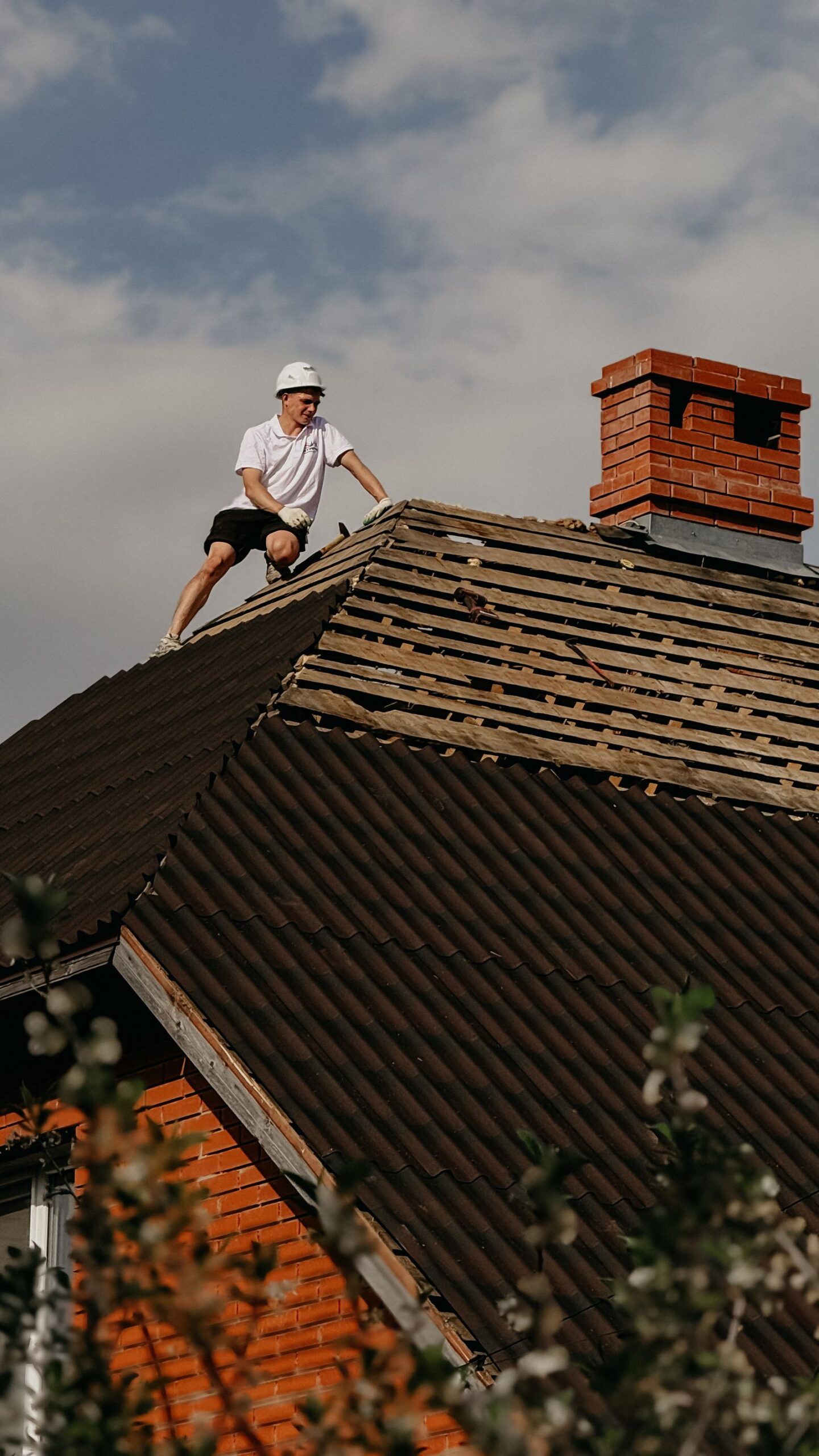 Late-Summer Roof Check: Is It Time to Replace Your Roof?