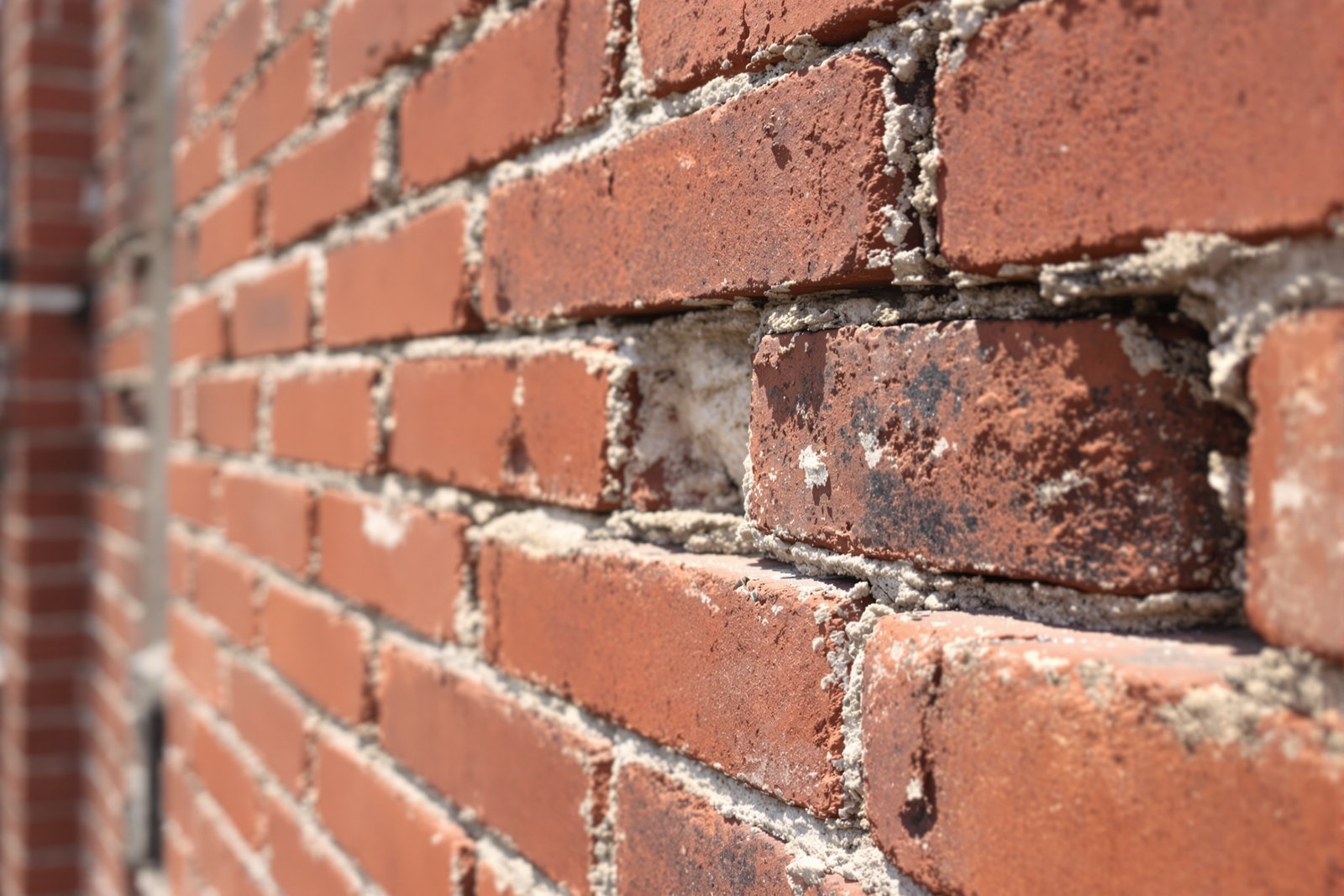 How Much Does Brick Pointing Cost in Philadelphia? (Repointing & Tuckpointing Guide)